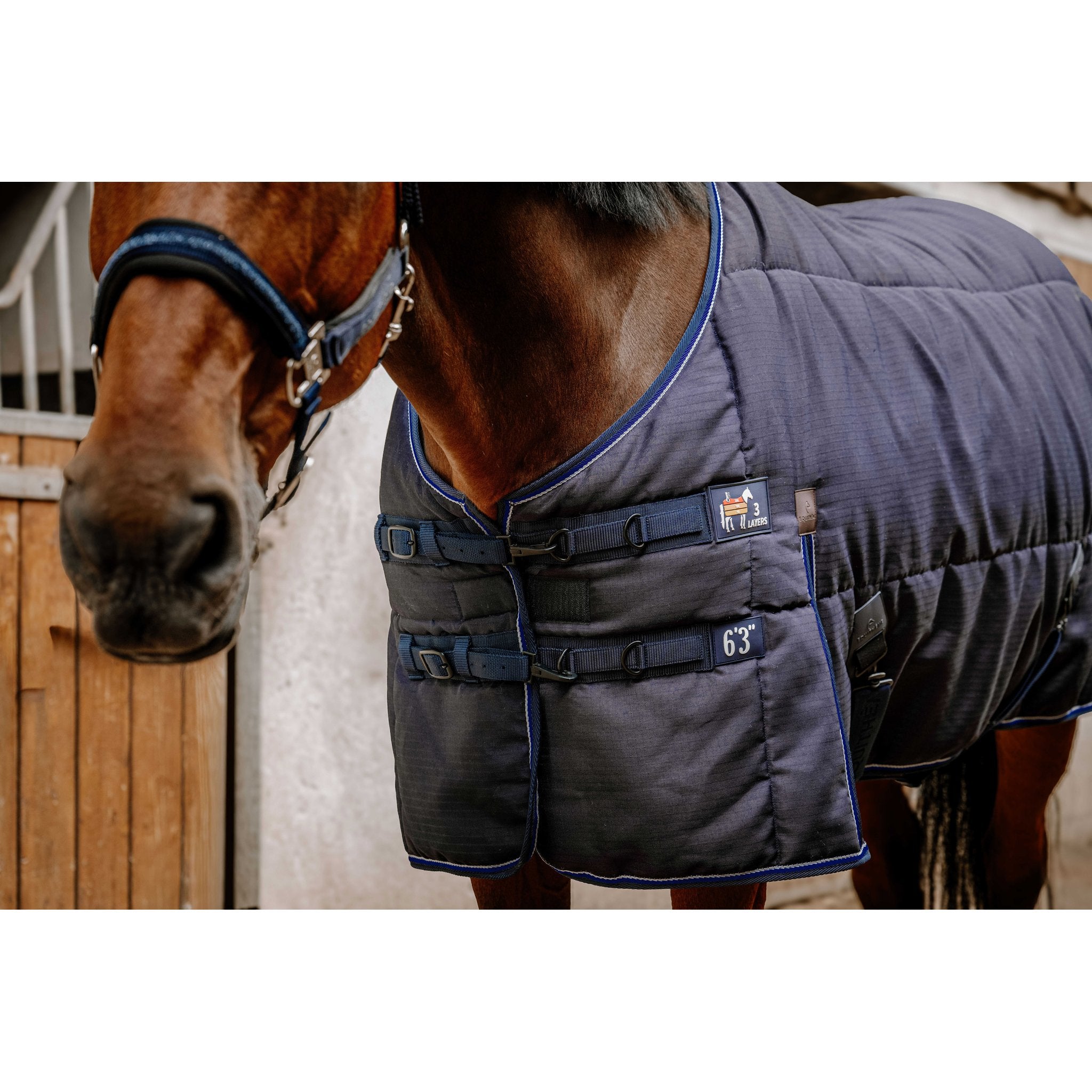 Equitheme Classic stalltäcke 3 layers 200 g