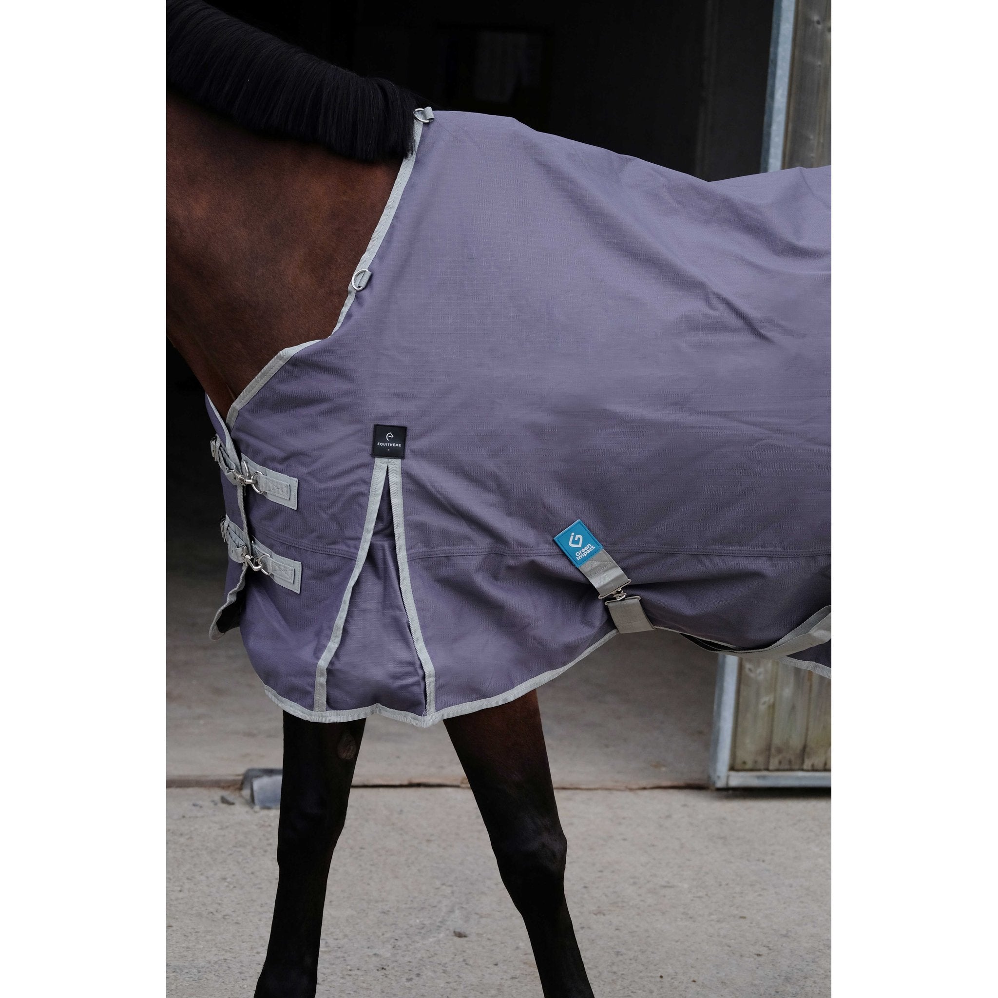 Equithème TYREX 1200D Återvunnet Turnout täcke 50 g
