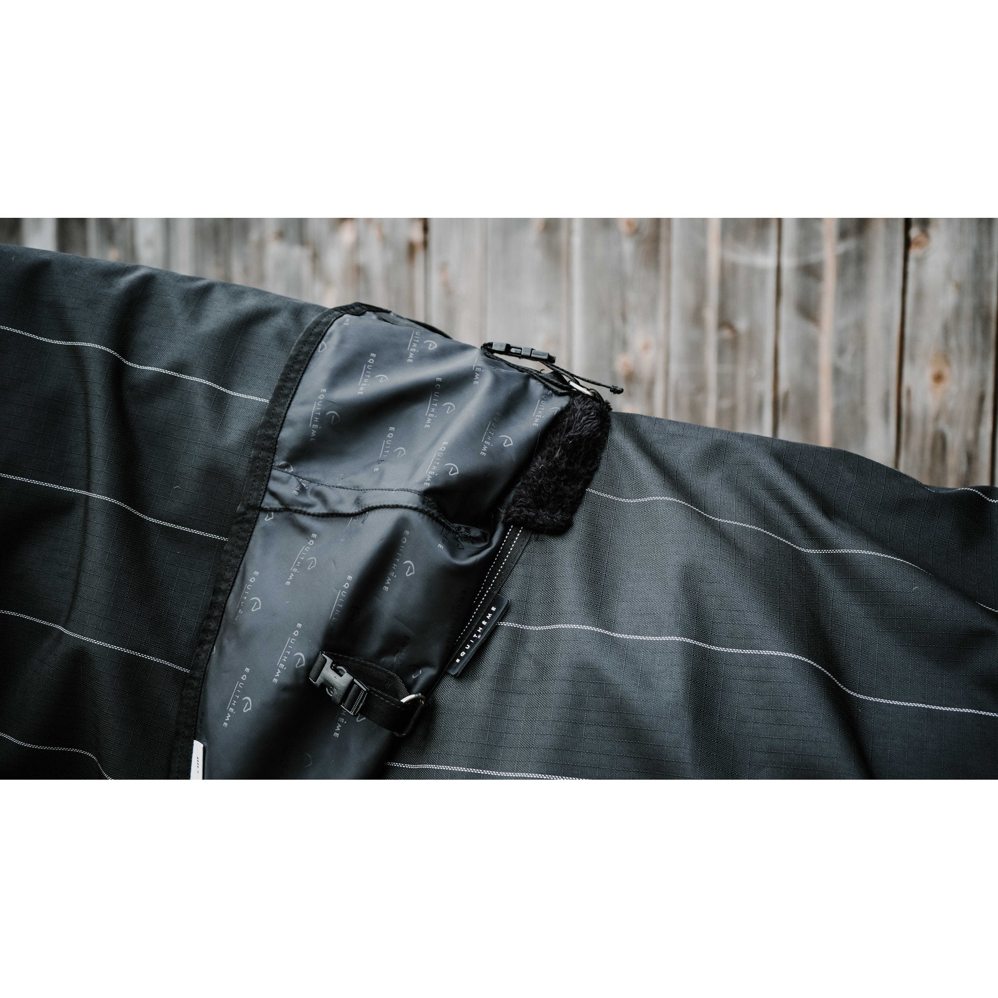Equitheme TYREX Lumin 600D Halstäcke 0g