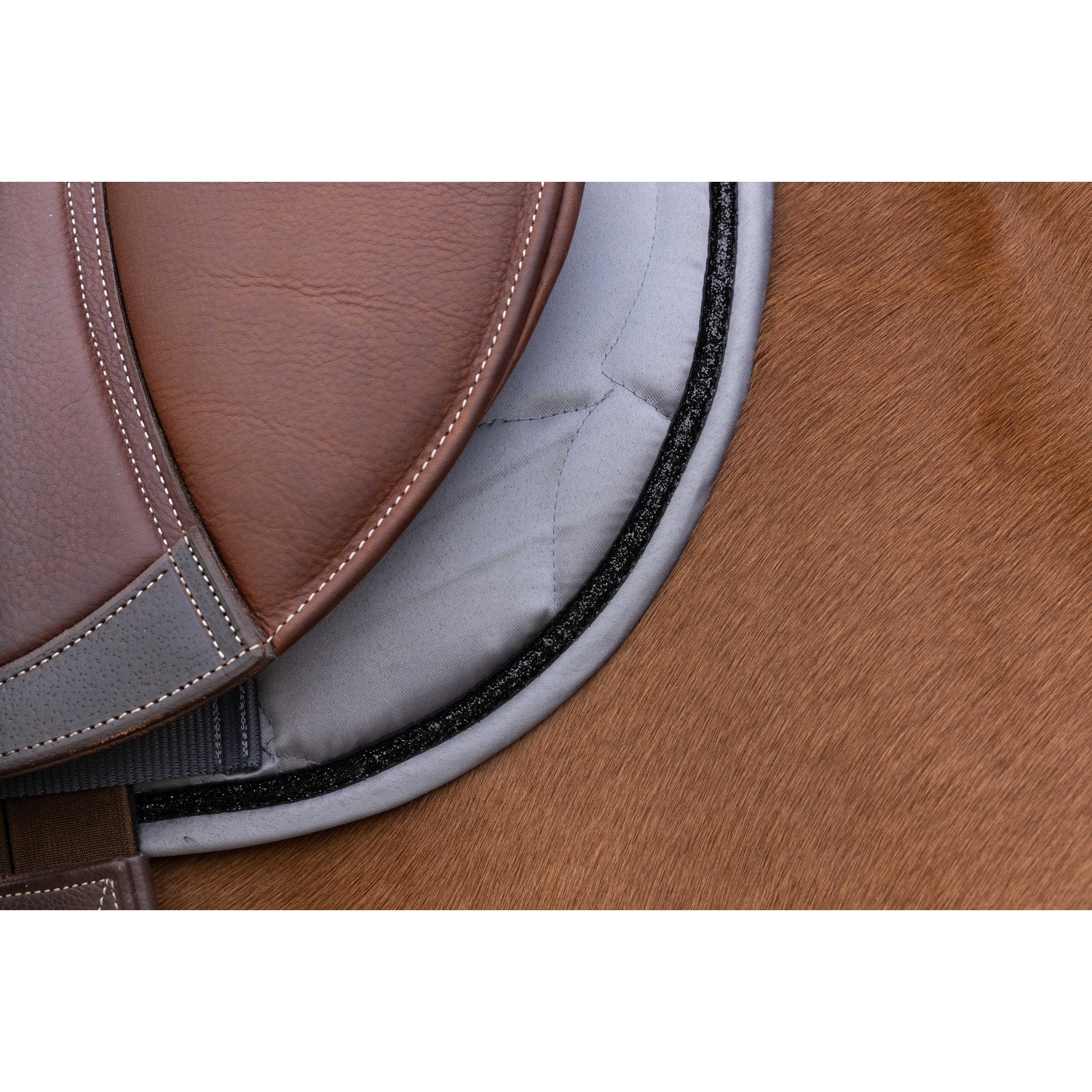 Equithème Satin Schabrak