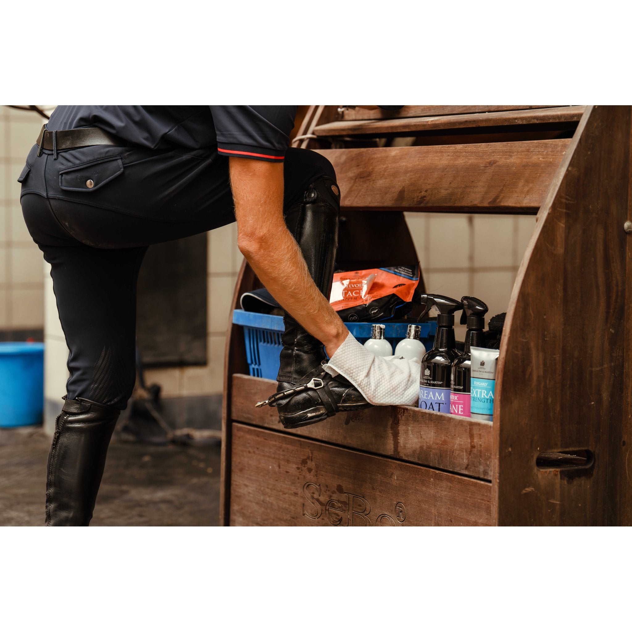 CARR & DAY & MARTIN Belvoir Cleaning Gloves