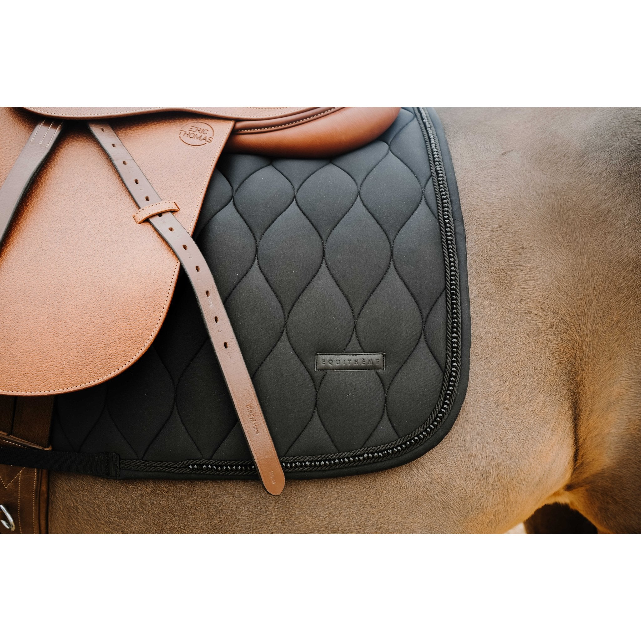 Equitheme Pearl Schabrak
