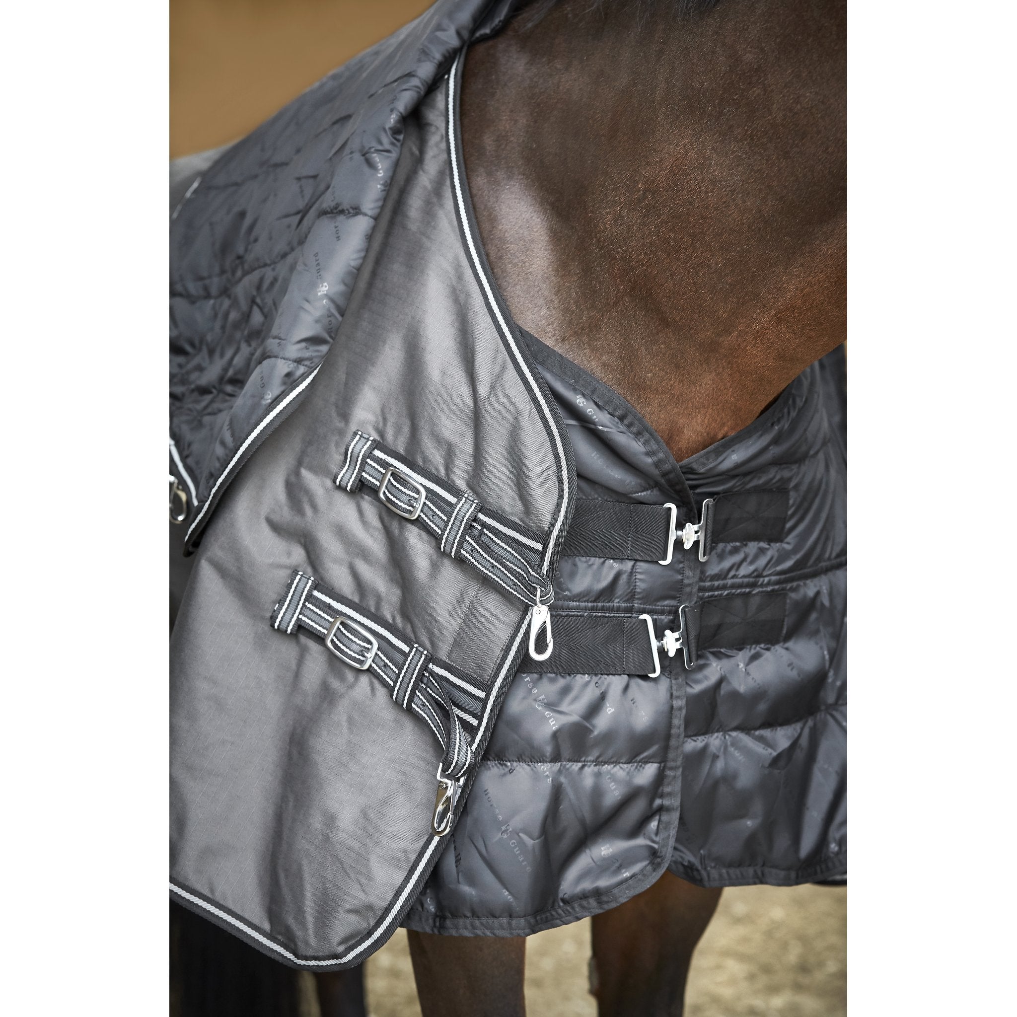 HorseGuard Adapting liner 300g