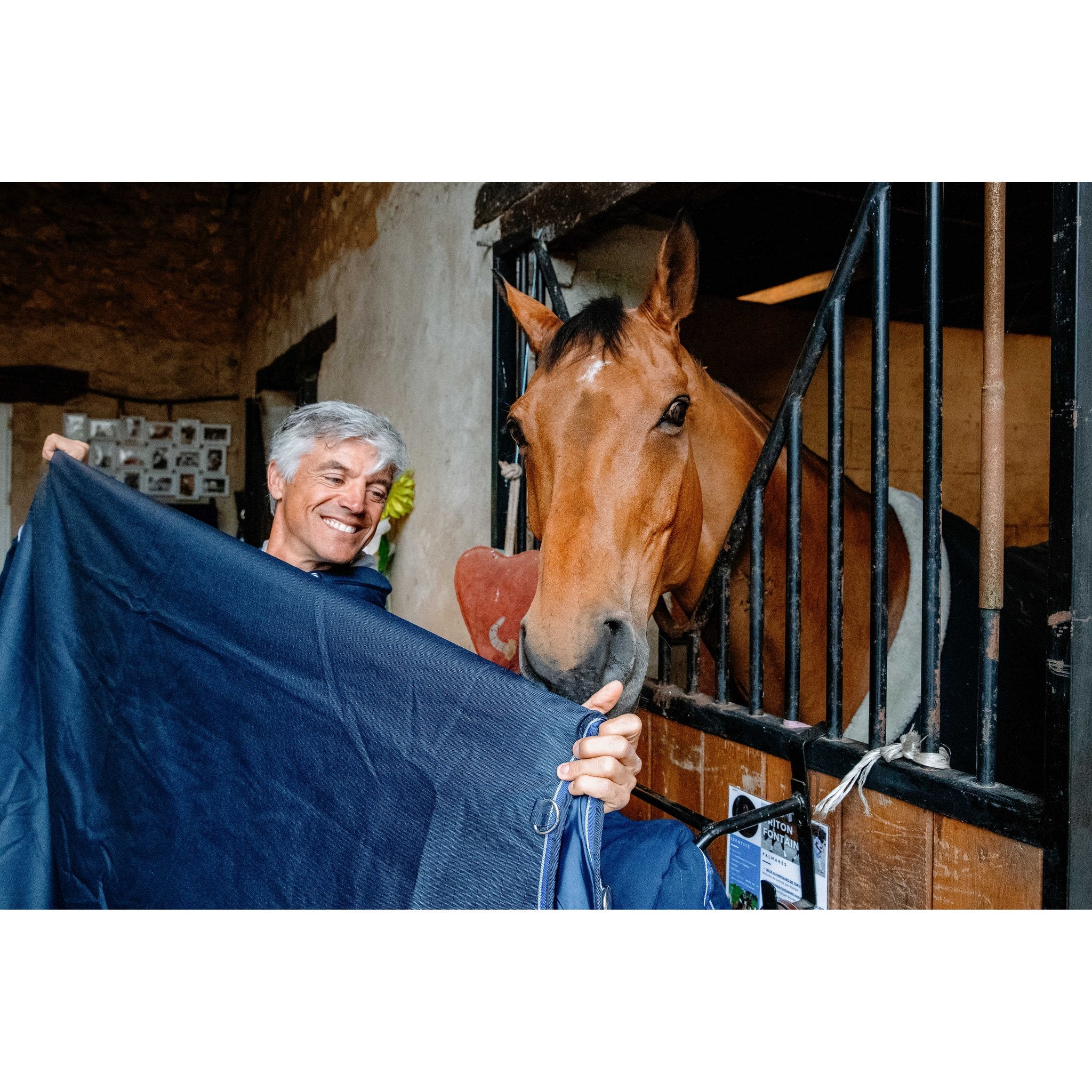 Equithème Classic 1200D Turnout utetäcke 100 g