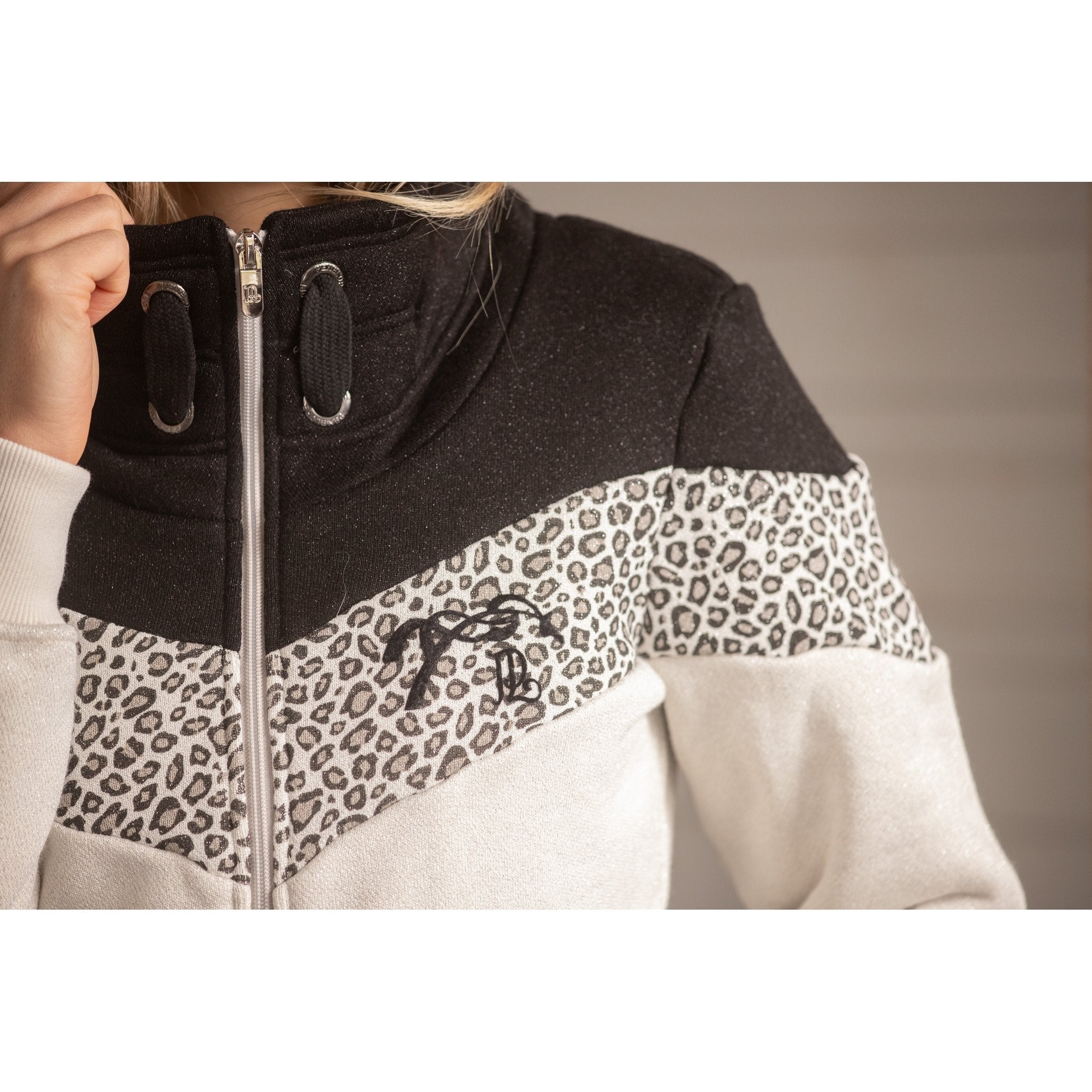 Penelope Leonative sweatshirt