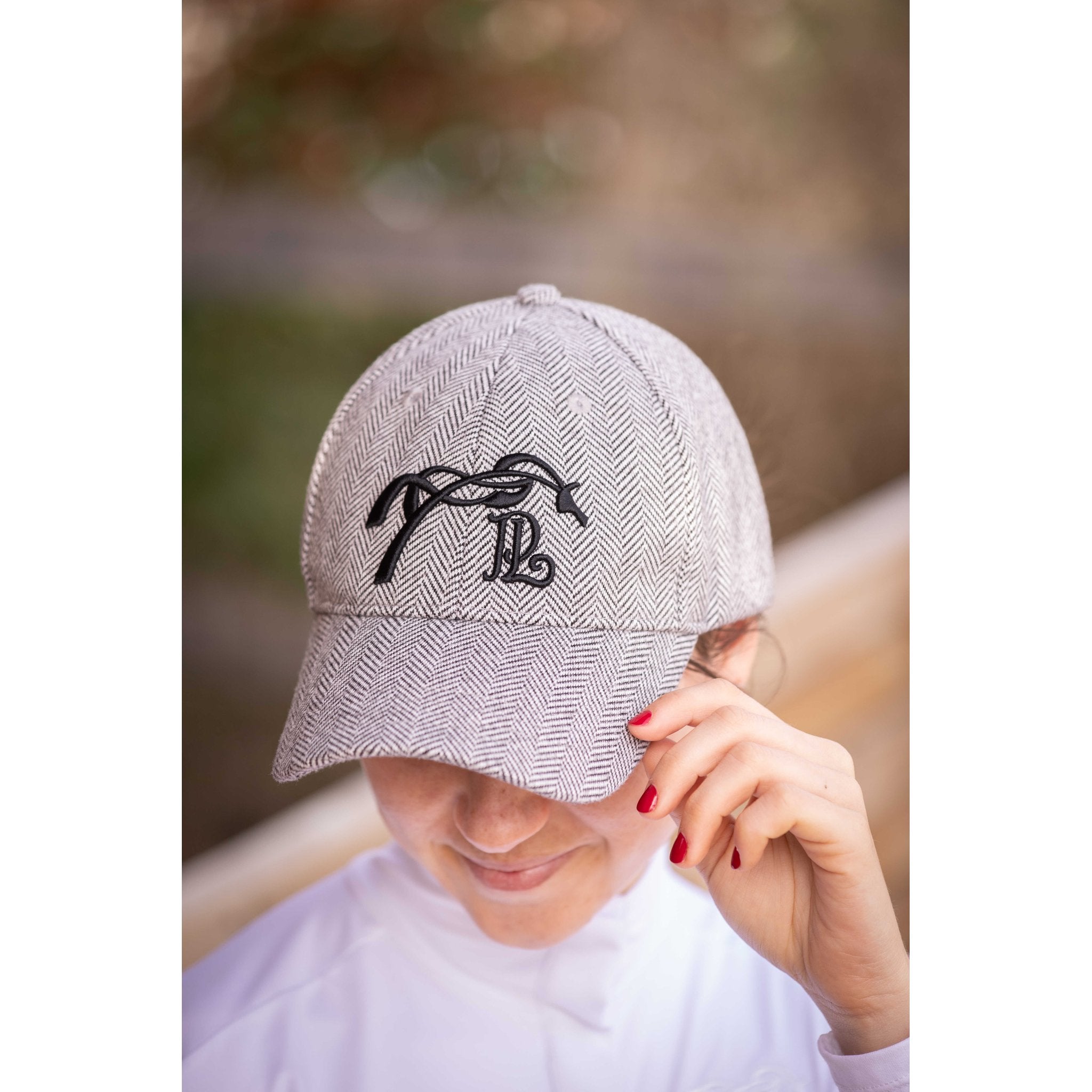 PENELOPE Naomi Chevron keps