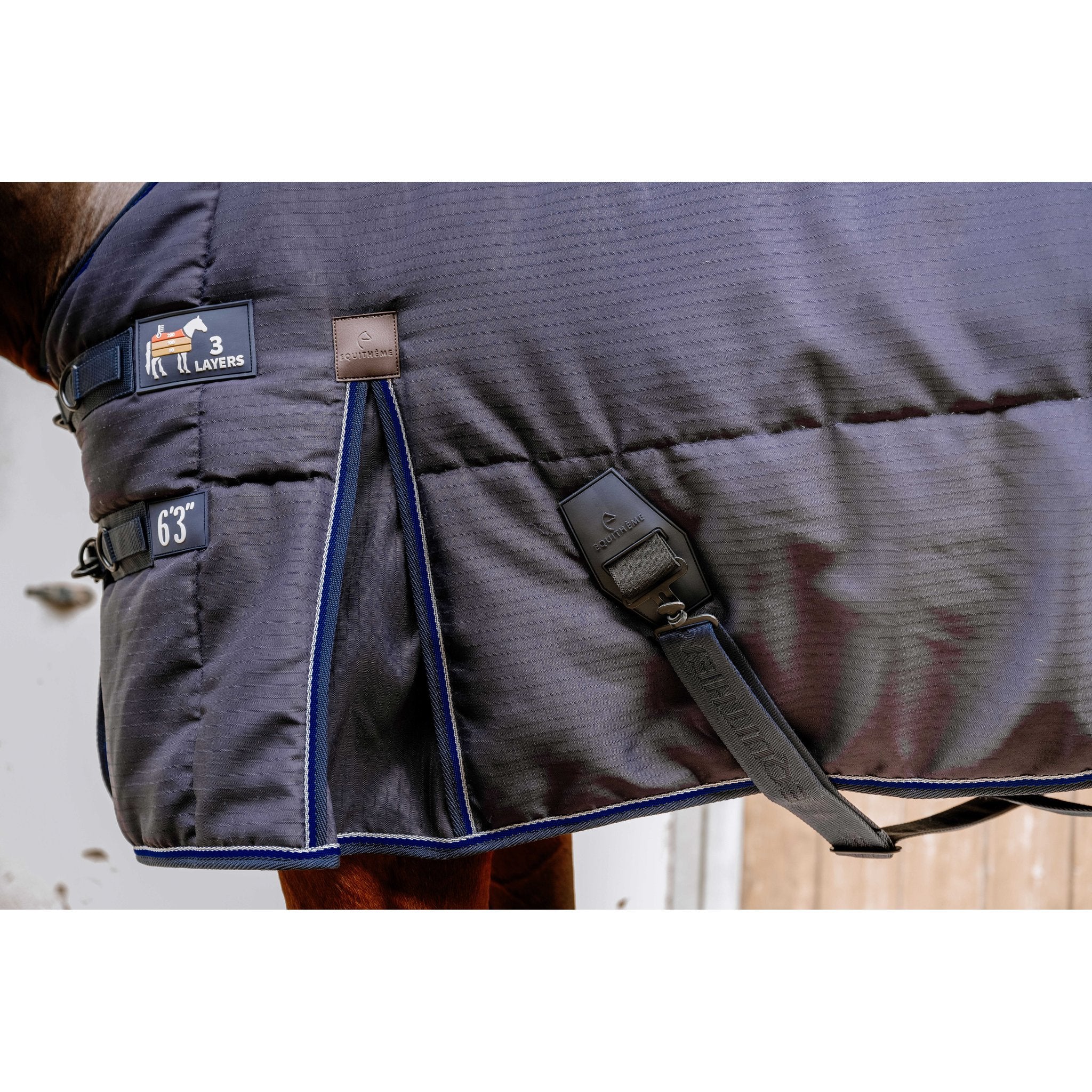 Equitheme Classic stalltäcke 3 layers 200 g