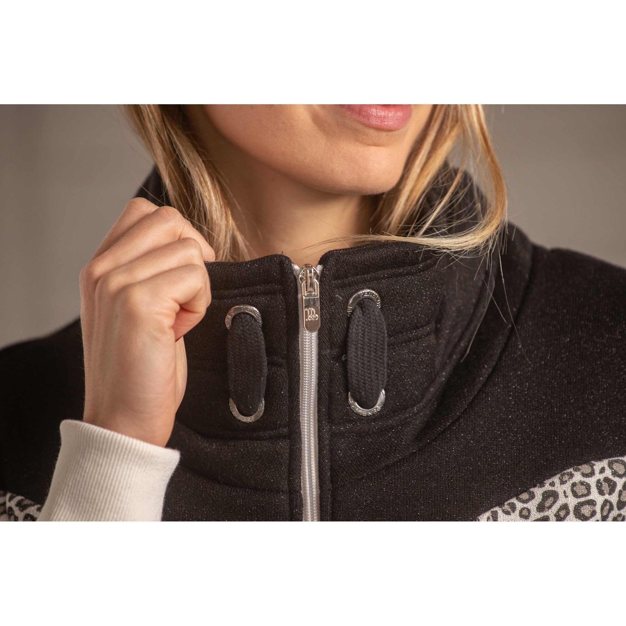 Penelope Leonative sweatshirt