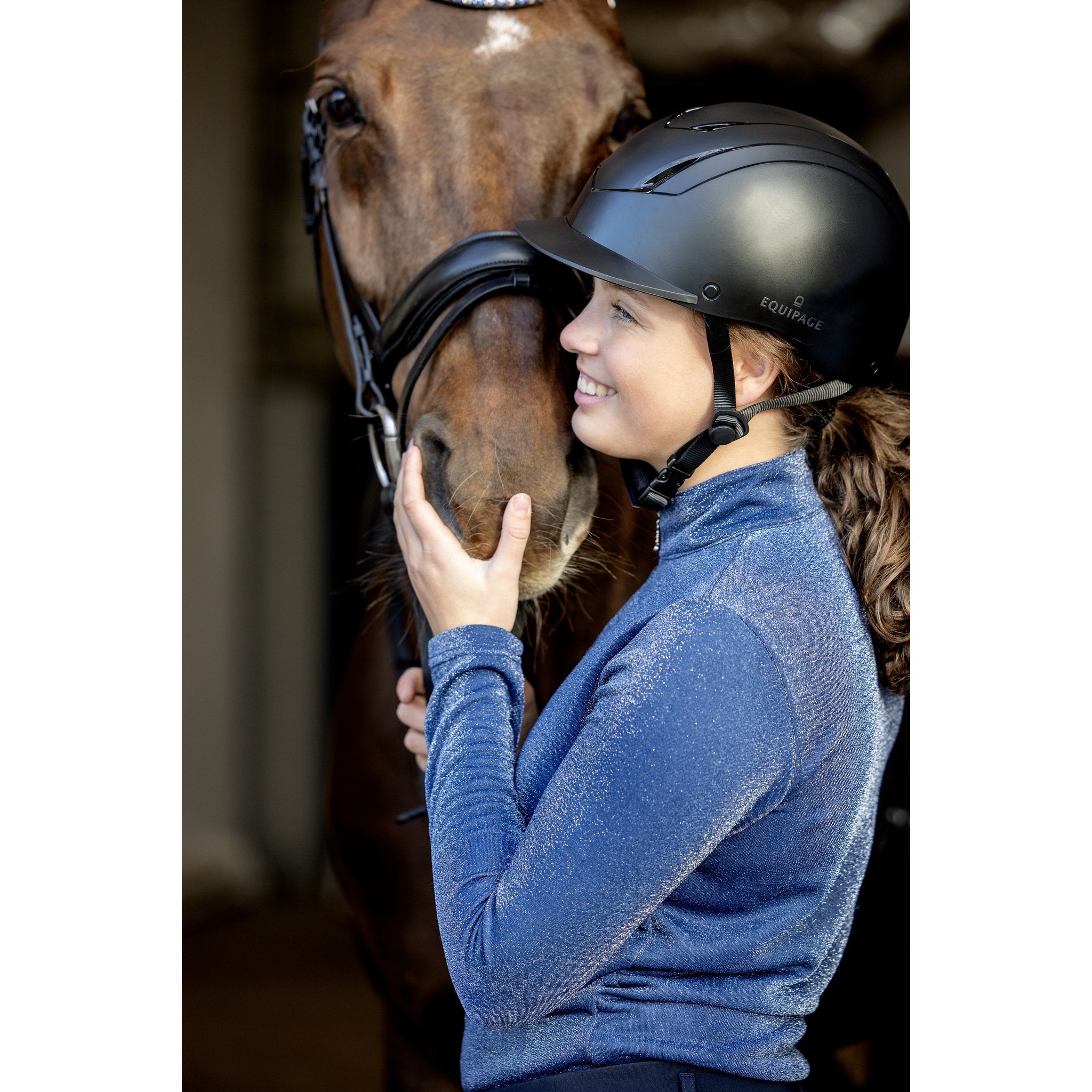 Equipage Vilma Hjälm