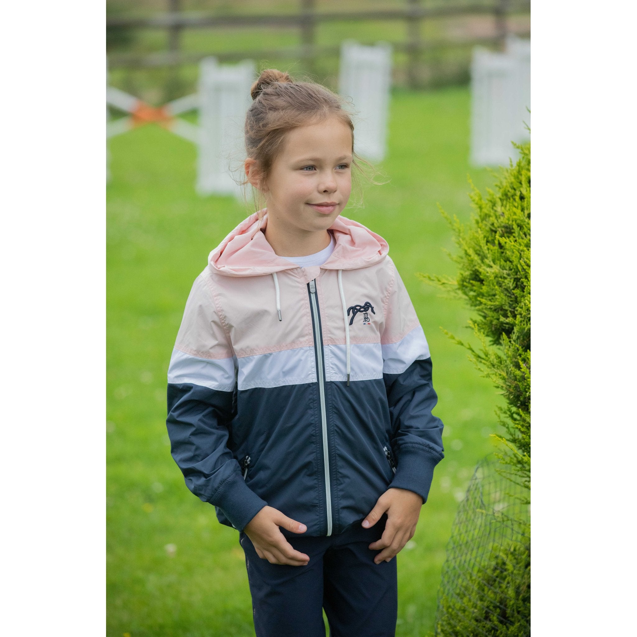 PENELOPE Eden Celecce Jacka Barn