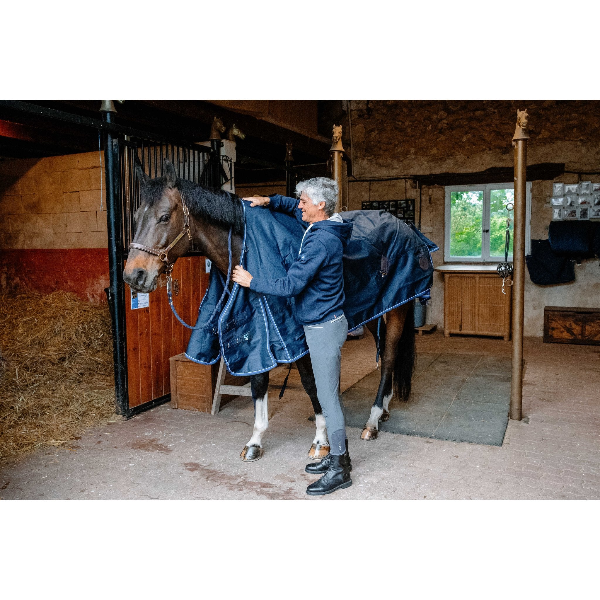 Equithème Classic 1200D Turnout utetäcke 50 g