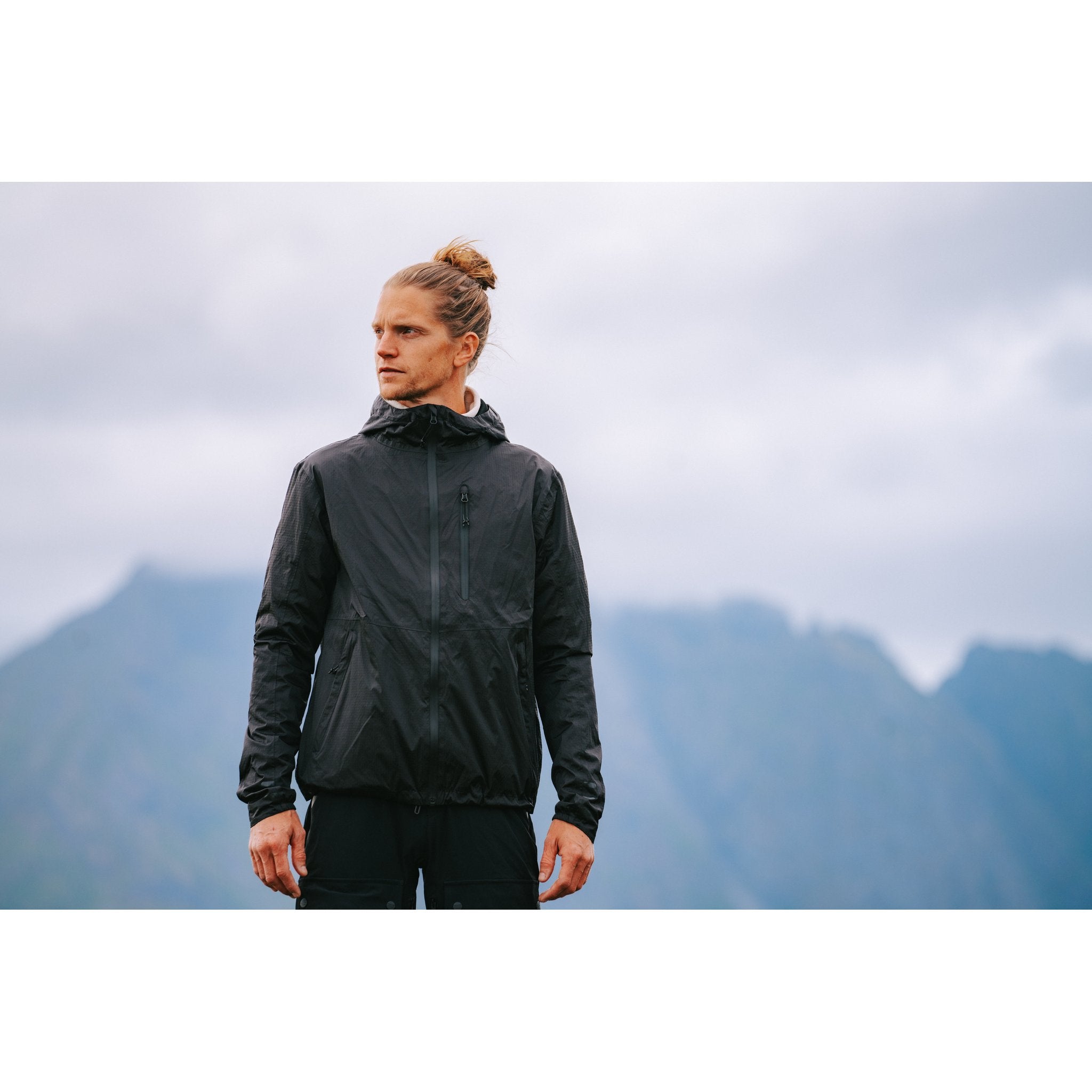 CATAGO MEN Noel Windbreaker