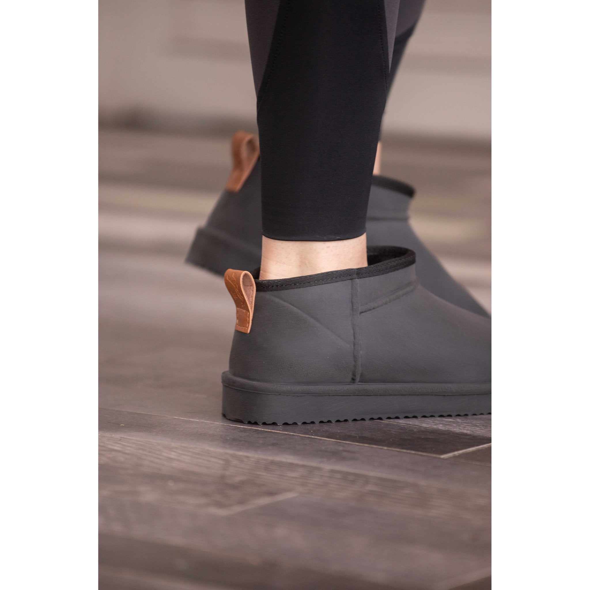 Penelope mini-boots